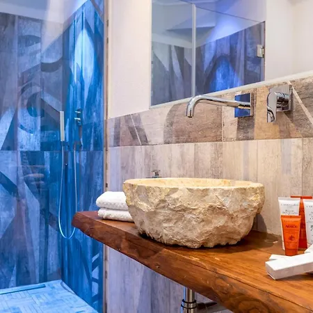 Rina Апартаменты *